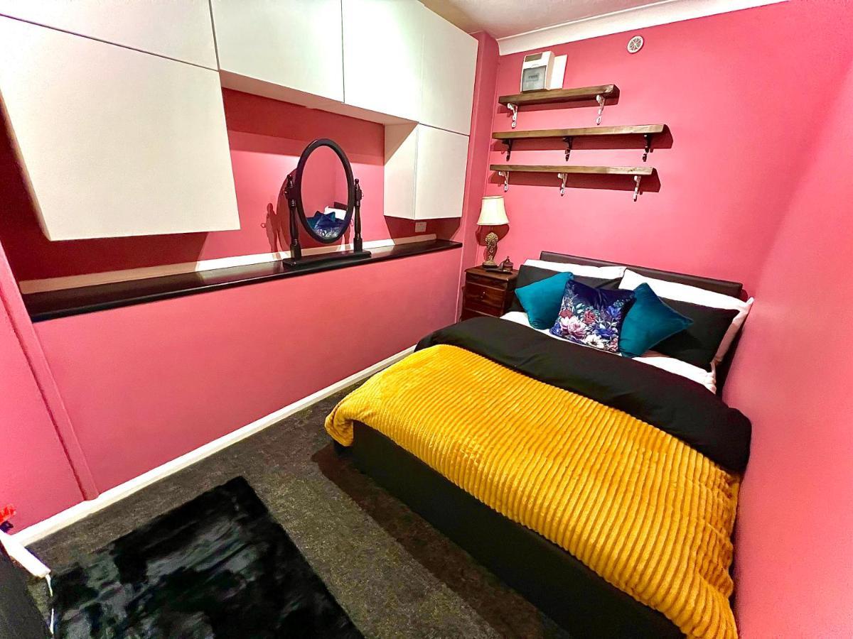 Apartment - Quirky Me1 Rochester  Dış mekan fotoğraf